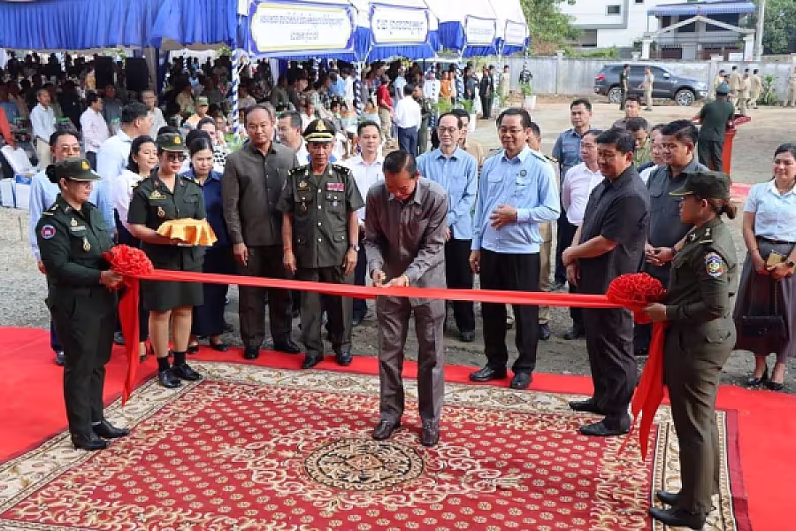 ឯកឧត្តម សាយ សំអាល់ អញ្ជើញសម្ពោធស្នាក់ការ សមាគមអតីតយុទ្ធជន និងនិវត្តជនកម្ពុជា ខេត្តព្រះស៊ីហនុ - Image 4