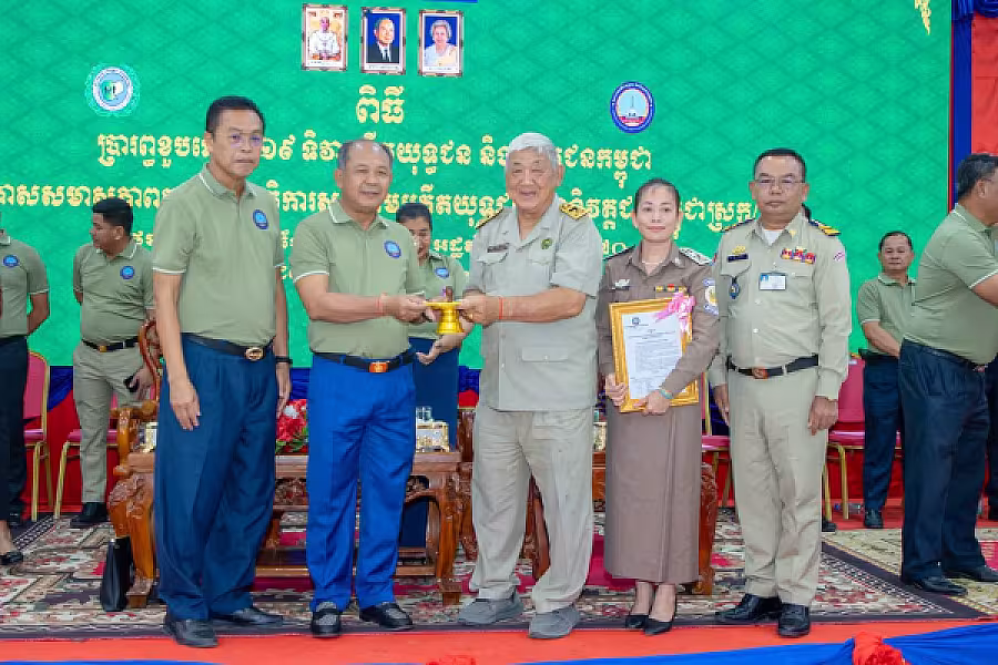 ប្រធាន អ.ន.ក.ខេត្តបន្ទាយមានជ័យ រៀបចំ អបអរសាទរខួបលើកទី១៩ ​ទិវាអតីតយុទ្ធជន និងនិវត្តជនកម្ពុជា - Image 3