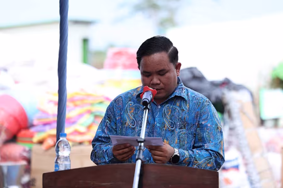 ឯកឧត្តម គន់ គីម អញ្ជើញប្រគល់ផ្ទះចំនួន ៤០ខ្នង របស់អ្នកឧកញ៉ា វិញ ហួរ ប្រគល់ជូនអតីតយុទ្ធជន និងនិវត្តជន ក្នុងខេត្តបាត់ដំបង - Image 15