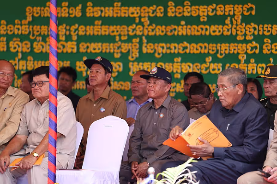 ផ្ទះ១០០ខ្នង ជាអំណោយរបស់សម្តេចធិបតី ហ៊ុន ម៉ាណែត និងលោកជំទាវ ពេជ ចន្ទមុនី បានប្រគល់ជូនអតីតយុទ្ធជន មកពីខេត្តកណ្តាល និងខេត្តកំពង់ឆ្នាំង - Image 6