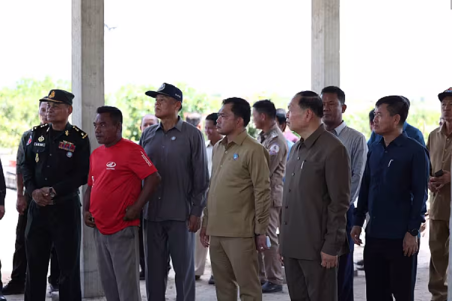ផ្ទះ១០០ខ្នង ជាអំណោយរបស់សម្តេចធិបតី ហ៊ុន ម៉ាណែត និងលោកជំទាវ ពេជ ចន្ទមុនី បានប្រគល់ជូនអតីតយុទ្ធជន មកពីខេត្តកណ្តាល និងខេត្តកំពង់ឆ្នាំង - Image 14