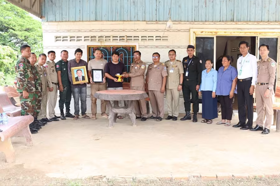 អ.ន.ក.ខេត្តប៉ៃលិន នាំយកថវិកាបេឡាមរណសង្គ្រោះប្រគល់ជូនគ្រួសារសពជាសមាជិក - Image 2