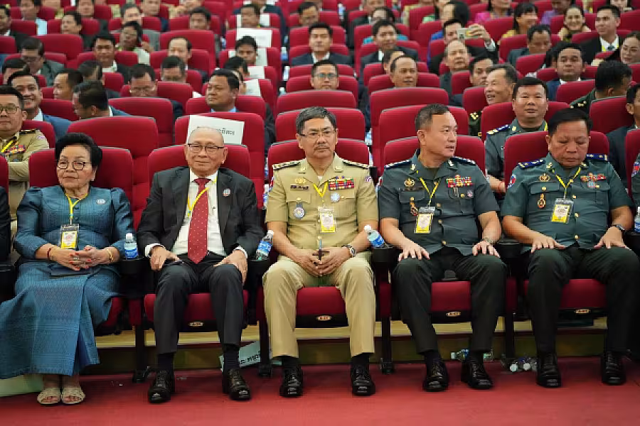 កម្រង​រូបភាពទិវាអតីតយុទ្ធជន និងនិវត្តជនកម្ពុជា លើកទី១៩ ថ្ងៃទី១២ ខែឧសភា ឆ្នាំ២០២៦ - Image 9