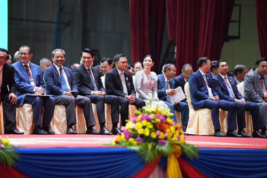 កម្រង​រូបភាពទិវាអតីតយុទ្ធជន និងនិវត្តជនកម្ពុជា លើកទី១៩ ថ្ងៃទី១២ ខែឧសភា ឆ្នាំ២០២៦ - Image 11