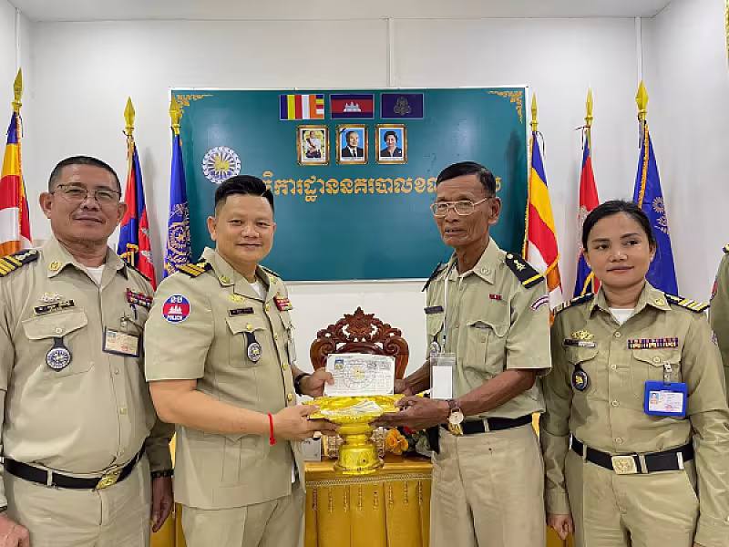 អ.ន.ក.រាជធានីភ្នំពេញ នាំយកថវិកាឧបត្ថម្ភជូនសមាជិកចំនួន ១៥០នាក់តាមខ្នងផ្ទះ - Image 10
