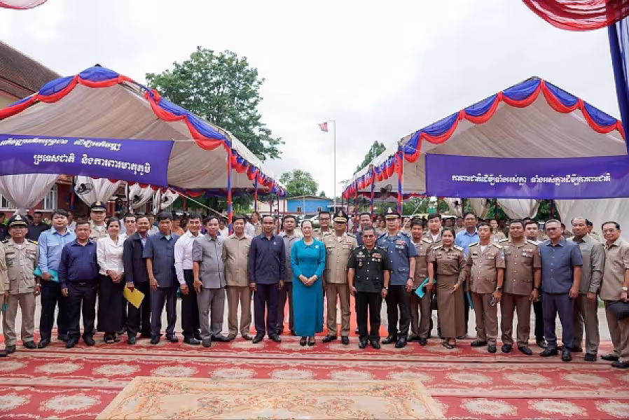 លោកជំទាវ ឈី វ៉ា អញ្ជើញអធិបតីខួបលើកទី១៩ ទិវាអតីតយុទ្ធជន និងនិវត្តជនកម្ពុជា ខេត្តកោះកុង  - Image 5