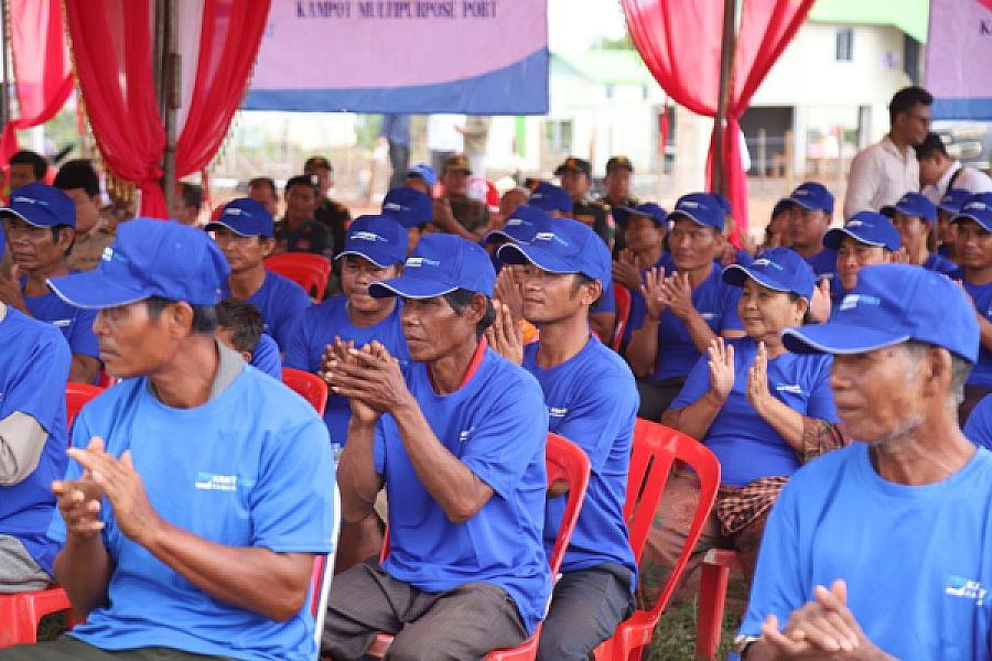 ឯកឧត្តម កិត្តិសង្គហបណ្ឌិត គន់ គីម ប្រគល់ផ្ទះ៣៨ខ្នង ជាអំណោយរបស់សម្ដេចមហាបវរធិបតី ហ៊ុន ម៉ាណែត ជូនអតីតយុទ្ធជន នៅស្រុកពញាក្រែក ខេត្តត្បូងឃ្មុំ - Image 12