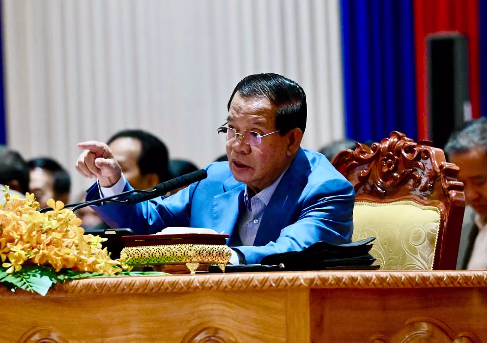 សម្ដេចតេជោ ហ៊ុន សែន ផ្ដល់អនុសាសន៍ដល់ក្រសួងស្ថាប័នថ្នាក់ជាតិសហការជាមួយរាជធានីយកចិត្តទុកដាក់ចំពោះអតីតយុទ្ធជន និងនិវត្តជន 