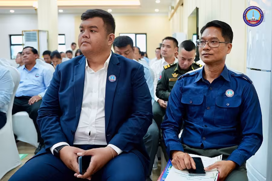 ឯកឧត្តមទេសរដ្ឋមន្រ្តី គន់ គីម អញ្ជើញជាអធិបតីបើកសិក្ខាសាលាផ្សព្វផ្សាយស្តីពីការងាររបស់ អ.ន.ក. វិស័យទាំង ៣២ (ក្រសួង ស្ថាប័ន) - Image 9