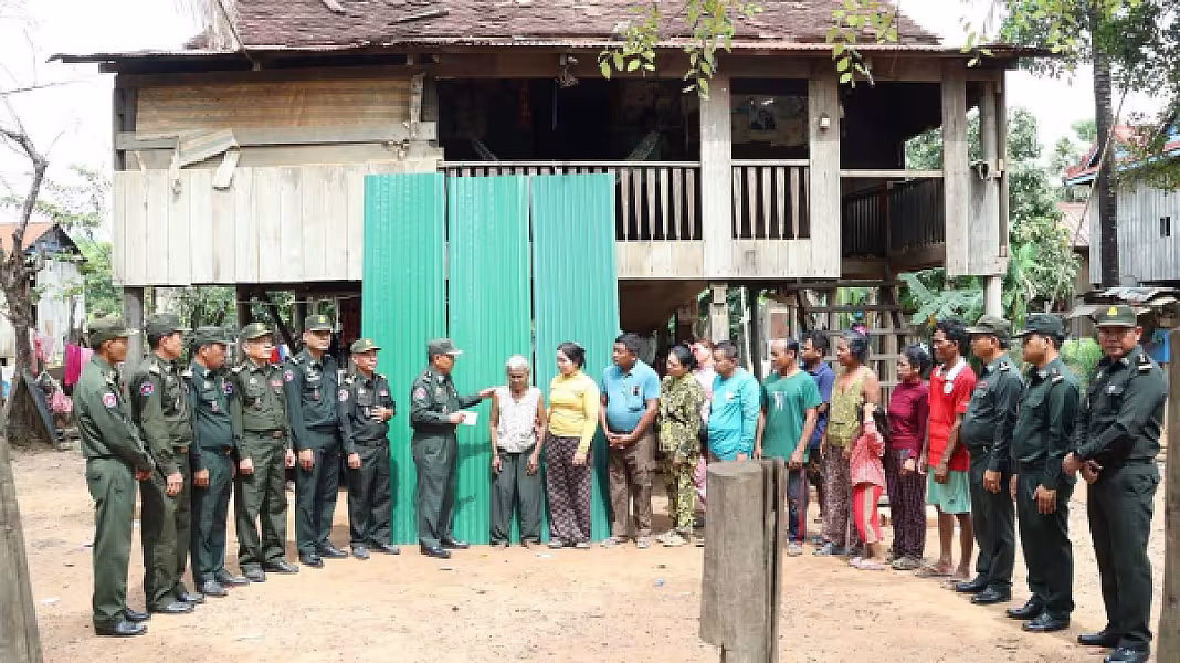 អ.ន.ក. ខេត្តកំពង់ធំ​ នាំយកអំណោយជូនអតីតយុទ្ធជនជាសមាជិកក្រុមប្រឹក្សាឃុំ - Image 10