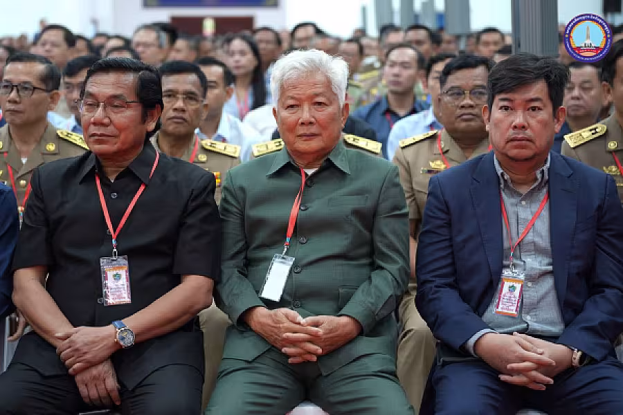 សម្ដេចតេជោ ហ៊ុន សែន ណែនាំមន្រ្តីមូលដ្ឋានខេត្តពោធិ៍សាត់ត្រូវធ្វើជាខ្នងបង្អែករបស់អតីតយុទ្ធជន និងគ្រួសារយុទ្ធជននៅសមរភូមិ  - Image 15