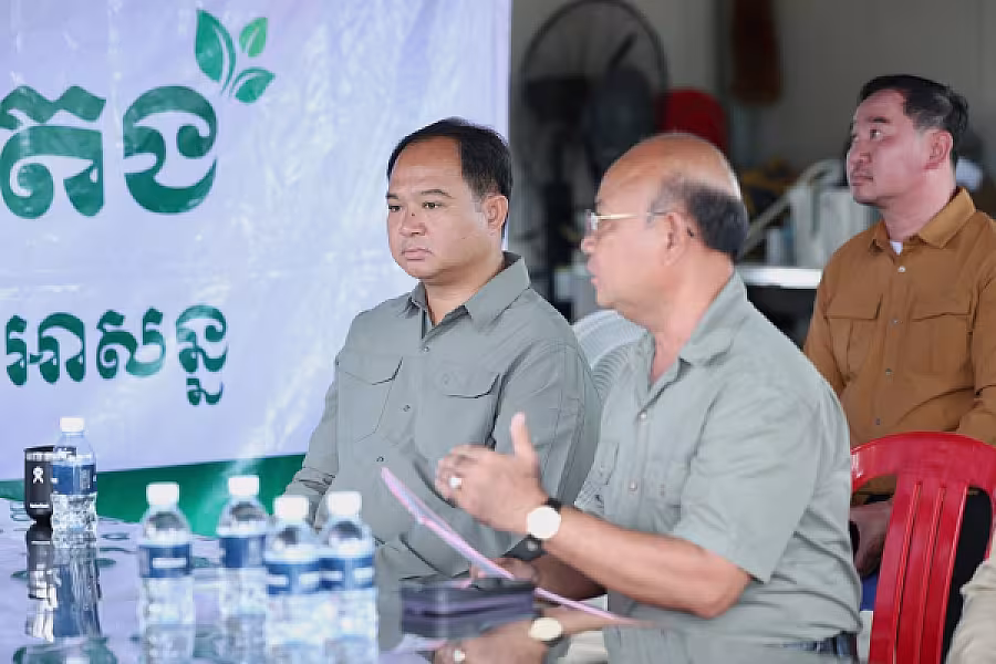 ឯកឧត្តម គន់ គីម អញ្ជើញចុះសួរទុក្ខពលរដ្ឋភៀសសឹកស្នាក់នៅផ្ទះបណ្តោះអាសន្នរបស់សមាគម ក្នុងខេត្តព្រះវិហារ - Image 17
