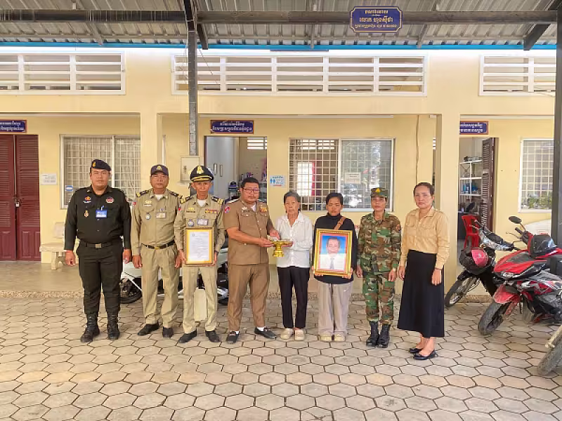 អ.ន.ក.ក្រុងបាត់ដំបង នាំយកថវិកាមរណសង្គ្រោះជូនគ្រួសារសពសមាជិក - Image 3