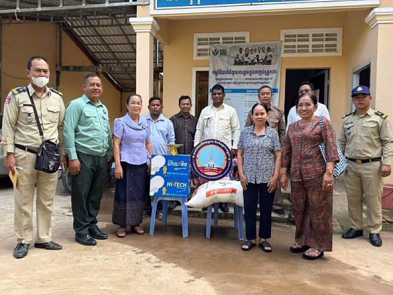 អ.ន.ក. ស្រុកកៀនស្វាយ នាំយកអំណោយ និងថវិកាបេឡាមរណសង្គ្រោះជូនគ្រួសារសពសមាជិក