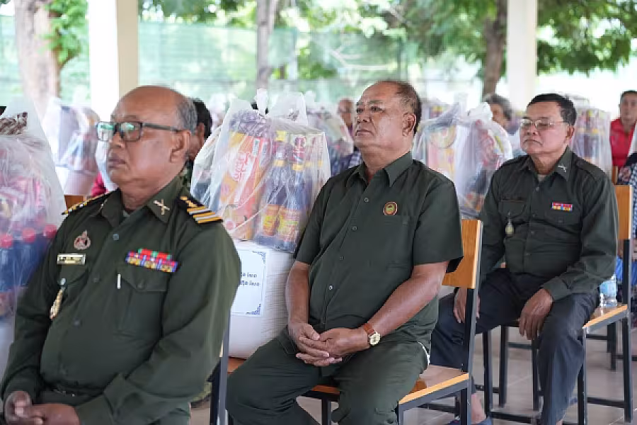 អតីតយុទ្ធជន និងនិវត្តជន ២៣គ្រួសារ ក្នុងខេត្តកណ្ដាលទទួលអំណោយពីសម្ដេចតេជោ និងសម្ដេចកិត្តិព្រឹទ្ធបណ្ឌិត - Image 10
