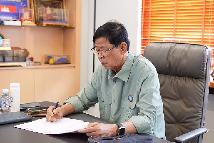 ឯកឧត្តមនាយឧត្តមសេនីយ៍ មាស សាវ៉ន អញ្ជើញដឹកនាំប្រជុំពិនិត្យ និងឆ្លង ខ្លឹមសារប្រជុំ WCM