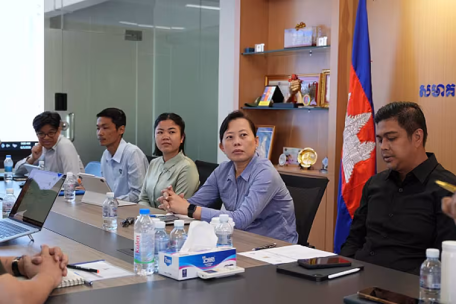 ឯកឧត្តមនាយឧត្តមសេនីយ៍ មាស សាវ៉ន អញ្ជើញដឹកនាំប្រជុំពិនិត្យ និងឆ្លង ខ្លឹមសារប្រជុំ WCM - Image 3
