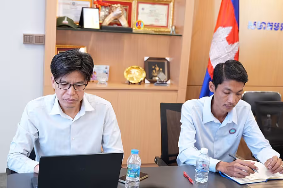ឯកឧត្តមនាយឧត្តមសេនីយ៍ មាស សាវ៉ន អញ្ជើញដឹកនាំប្រជុំពិនិត្យ និងឆ្លង ខ្លឹមសារប្រជុំ WCM - Image 12