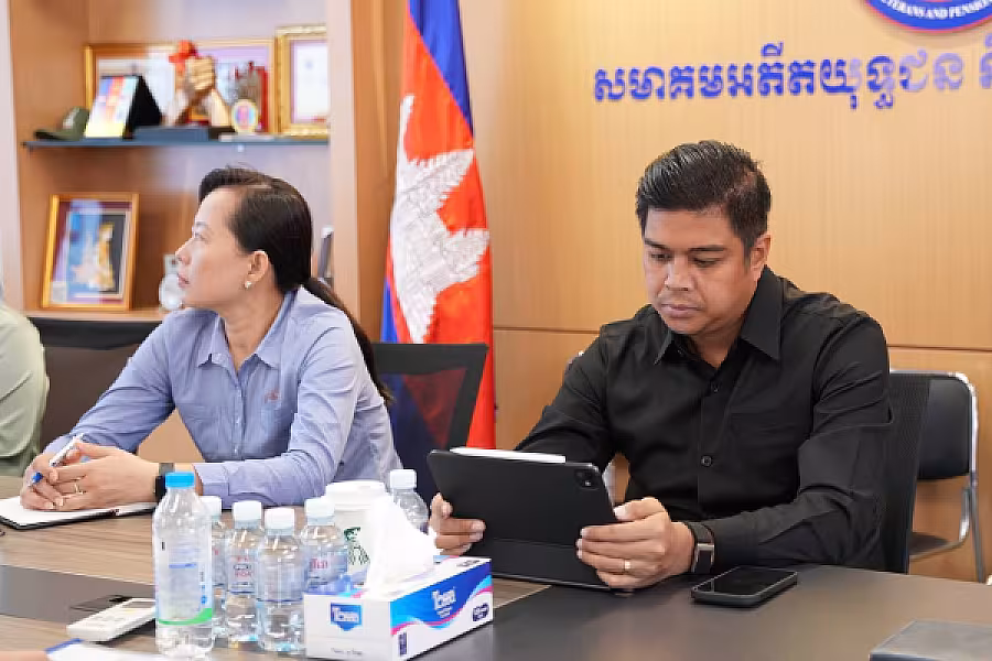 ឯកឧត្តមនាយឧត្តមសេនីយ៍ មាស សាវ៉ន អញ្ជើញដឹកនាំប្រជុំពិនិត្យ និងឆ្លង ខ្លឹមសារប្រជុំ WCM - Image 13