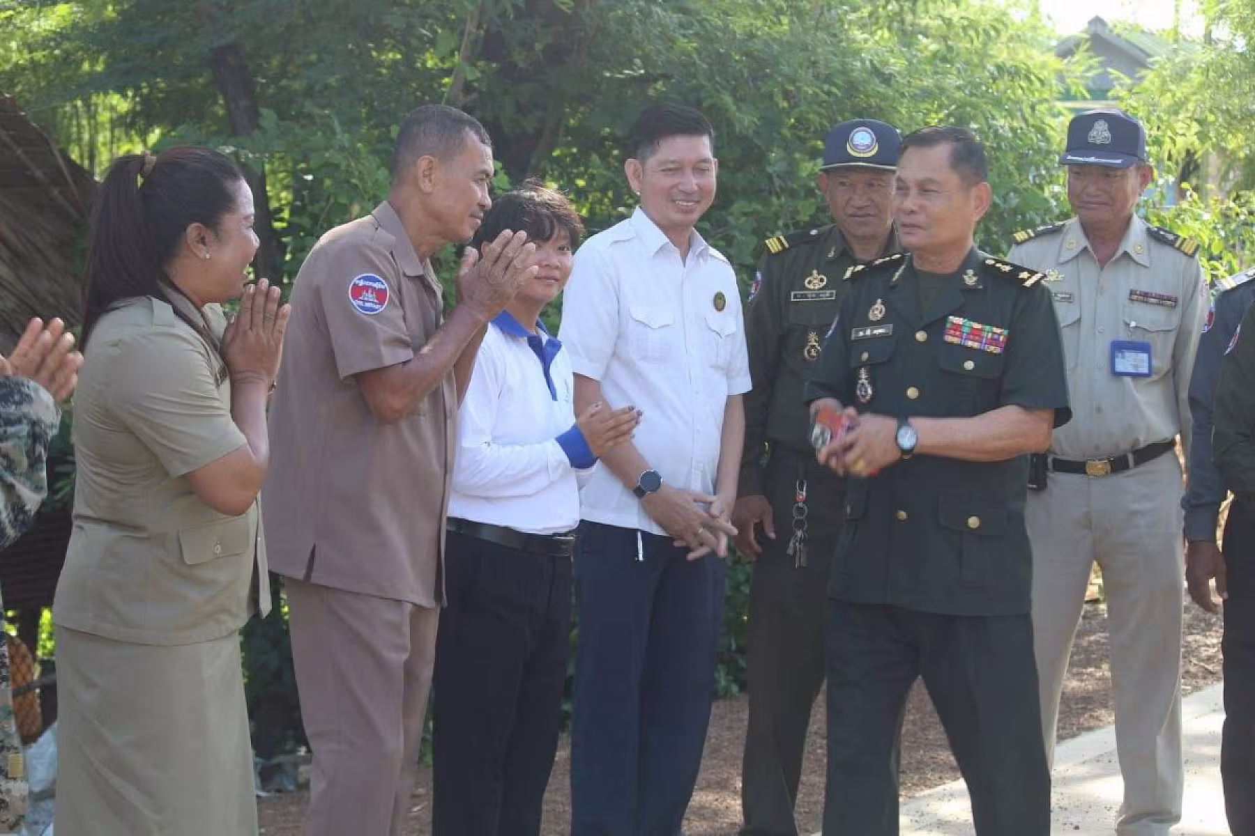 អ.ន.ក. ខេត្តកំពង់ឆ្នាំង នាំយកថវិកាបេឡាមរណសង្រ្គោះជូនគ្រួសារសពចំនួន ៨គ្រួសារ