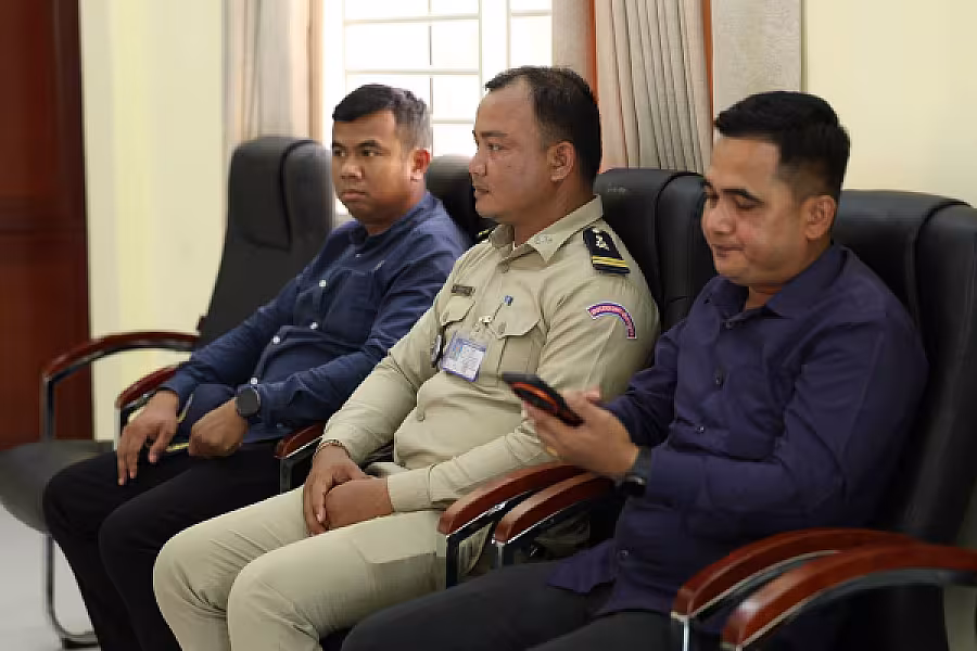 ឯកឧត្តម គន់ គីម ដឹកនាំកិច្ចប្រជុំរៀបចំដីសម្បទានសង្គមកិច្ចជូនអតីតយុទ្ធជន និងនិវត្តជន ក្នុងខេត្តបាត់ដំបង - Image 15