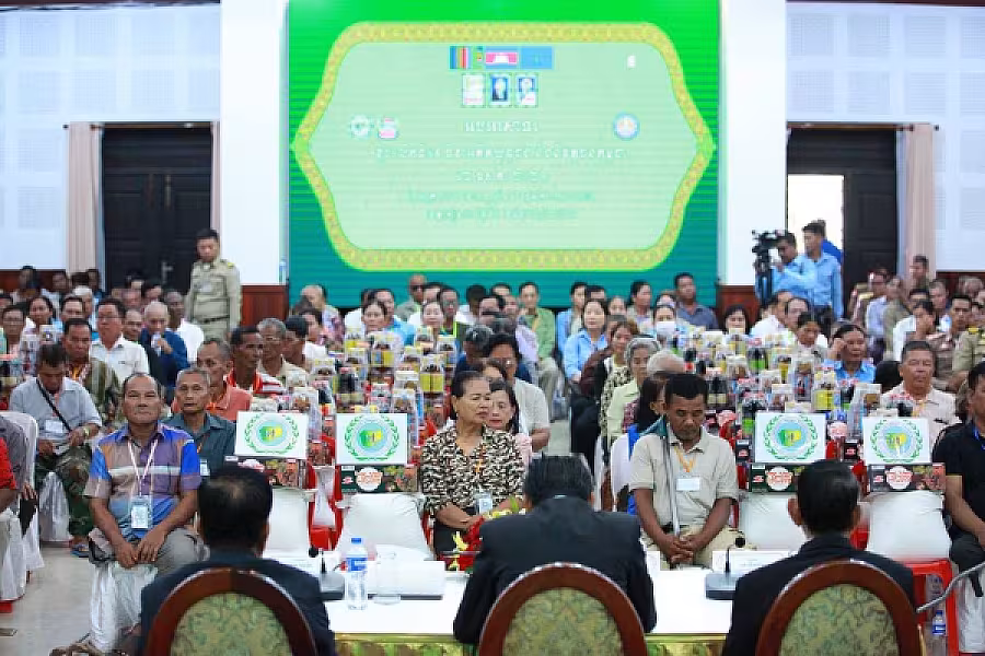 ឯកឧត្តម សៀង ណាំ អញ្ជើញក្នុងពិធីអបអរសាទរខួបលើកទី១៩ ទិវាអតីតយុទ្ធជន និងនិវត្តជនកម្ពុជា ១២ ឧសភា ២០២៦ - Image 18
