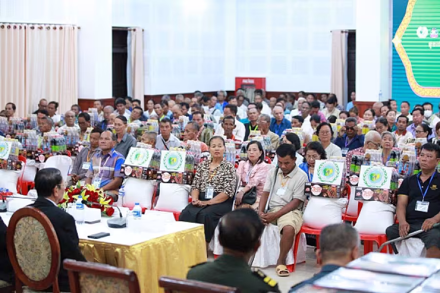 ឯកឧត្តម សៀង ណាំ អញ្ជើញក្នុងពិធីអបអរសាទរខួបលើកទី១៩ ទិវាអតីតយុទ្ធជន និងនិវត្តជនកម្ពុជា ១២ ឧសភា ២០២៦ - Image 20