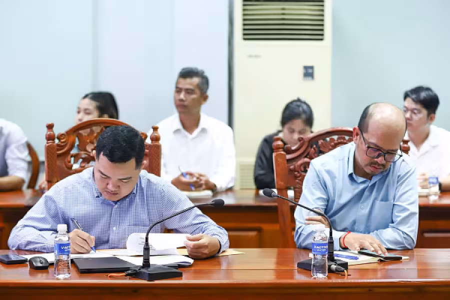 លោកជំទាវ ទេស ផល្លីន អញ្ជើញដឹកនាំកិច្ចប្រជុំតម្រង់ទិសការងារ របស់លេខាធិការដ្ឋាននៃគណៈកម្មាធិការអ.ន.ក វិស័យព័ត៌មាន - Image 6