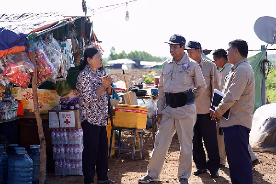 ឯកឧត្តម គន់ គីម អញ្ជើញចុះសួរសុខទុក្ខប្រជាពលរដ្ឋភៀសសឹក ក្នុងខេត្តឧត្តរមានជ័យ - Image 11
