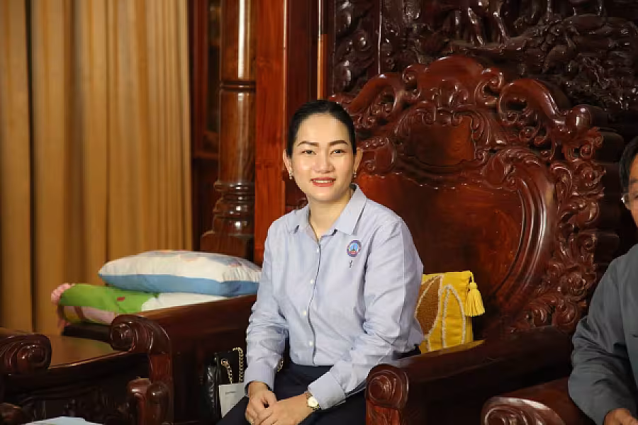 លោកជំទាវ ទុយ សិរីរតនៈ នេត្រភក្ត្រា តំណាងឯកឧត្តម នេត្រ ភក្ត្រា អញ្ជើញបានចុះសួរសុខទុក្ខនិវត្តជន - Image 15