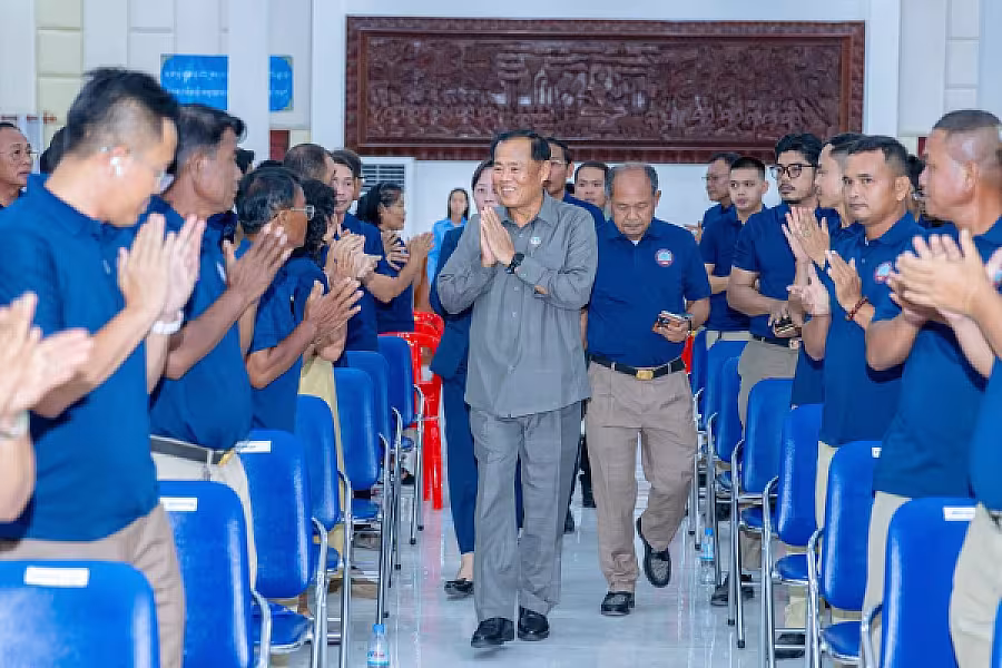 ឯកឧត្តម អ៊ុក ឃ្នួច អញ្ជើញបើកវគ្គបណ្តុះបណ្តាលស្តីពីការងាររដ្ឋបាល និងការងារបេឡាមរណសង្គ្រោះ ជូនគណៈកម្មាធិការសមាគមអតីតយុទ្ធជន និងនិវត្តជនកម្ពុជា(អ.ន.ក.) ខេត្តបន្ទាយមានជ័យ - Image 4
