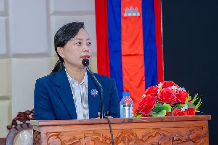 ឯកឧត្តម អ៊ុក ឃ្នួច អញ្ជើញបើកវគ្គបណ្តុះបណ្តាលស្តីពីការងាររដ្ឋបាល និងការងារបេឡាមរណសង្គ្រោះ ជូនគណៈកម្មាធិការសមាគមអតីតយុទ្ធជន និងនិវត្តជនកម្ពុជា(អ.ន.ក.) ខេត្តបន្ទាយមានជ័យ - Image 8
