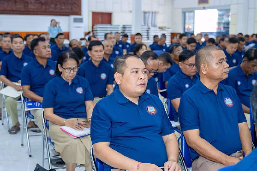 ឯកឧត្តម អ៊ុក ឃ្នួច អញ្ជើញបើកវគ្គបណ្តុះបណ្តាលស្តីពីការងាររដ្ឋបាល និងការងារបេឡាមរណសង្គ្រោះ ជូនគណៈកម្មាធិការសមាគមអតីតយុទ្ធជន និងនិវត្តជនកម្ពុជា(អ.ន.ក.) ខេត្តបន្ទាយមានជ័យ - Image 17