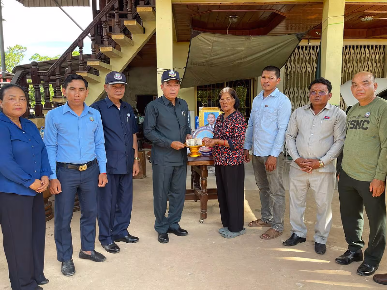 អ.ន.ក.ខេត្តស្ទឹងត្រែង នាំយកថវិកាបេឡាមរណសង្គ្រោះប្រគល់ជូនគ្រួសារសពជាសមាជិក