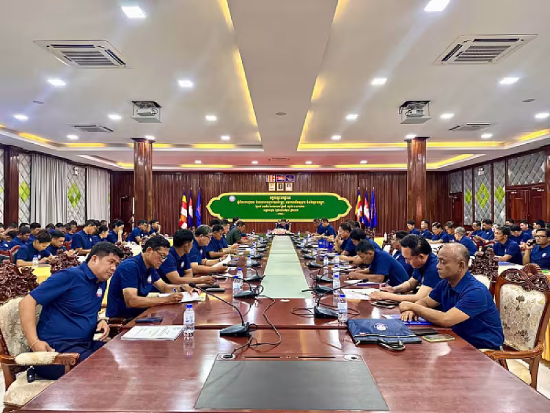 ឯកឧត្តម ឈៀ ស៊ីដារ៉ា អញ្ជើញបើកវគ្គបណ្តុះបណ្តាលស្តីពីការងាររដ្ឋបាល និងការងារបេឡាមរណសង្គ្រោះ ជូនគណៈកម្មាធិការសមាគមអតីតយុទ្ធជន និងនិវត្តជនកម្ពុជា(អ.ន.ក.) ខេត្តកំពង់ឆ្នាំង - Image 10