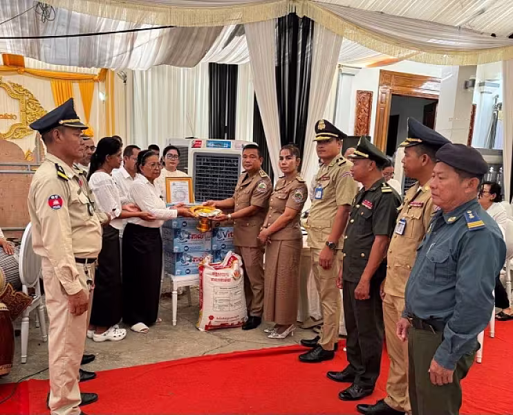 អ.ន.ក. ស្រុកស្អាង នាំយកថវិកាបេឡាមរណសង្គ្រាះ ជូនគ្រួសារសមាជិក - Image 3
