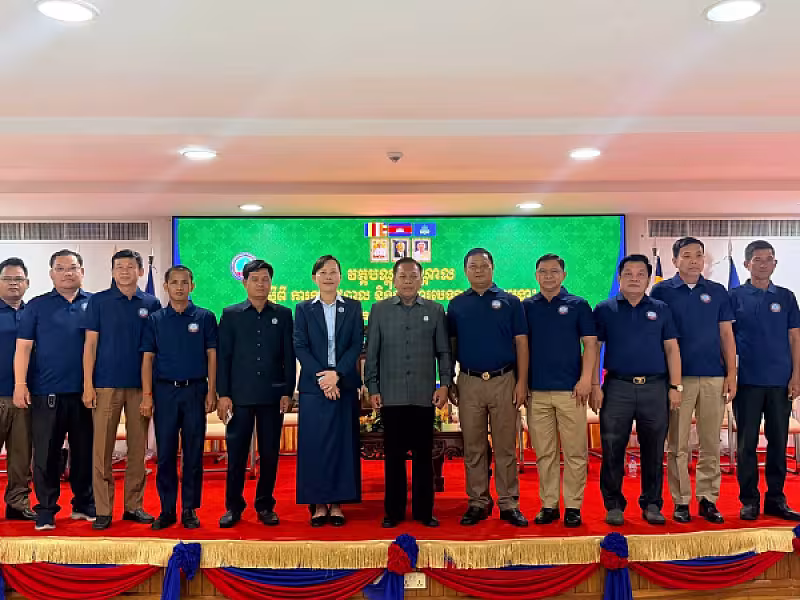 ឯកឧត្តម អ៊ុំ សុខ អញ្ជើញបើកវគ្គបណ្តុះបណ្តាលស្តីពីការងាររដ្ឋបាល និងការងារបេឡាមរណសង្គ្រោះ ជូន អ.ន.ក. ខេត្តត្បូងឃ្មុំ - Image 6