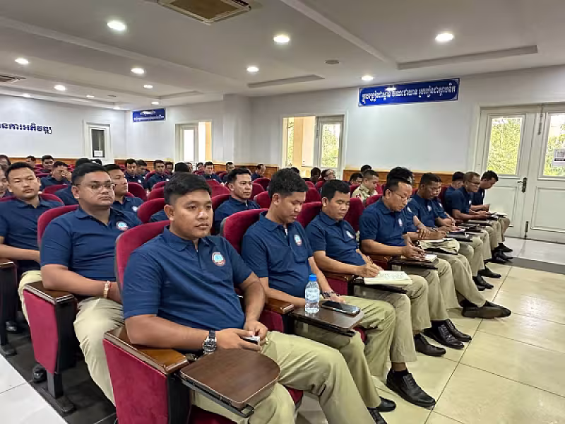 ឯកឧត្តម អ៊ុំ សុខ អញ្ជើញបើកវគ្គបណ្តុះបណ្តាលស្តីពីការងាររដ្ឋបាល និងការងារបេឡាមរណសង្គ្រោះ ជូន អ.ន.ក. ខេត្តត្បូងឃ្មុំ - Image 15
