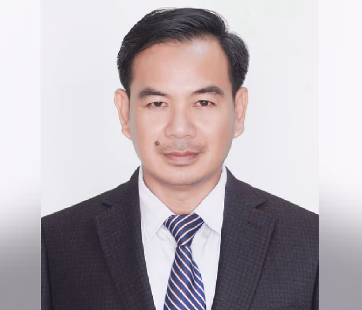 លោក ភឿន គឹមលី ចូលរួមថវិកាចំនួន ២០មុឺនរៀល ដើម្បីរៀបចំមហាសន្និបាតវិសាមញ្ញតំណាងសមាគមអតីតយុទ្ធជនកម្ពុជា ទូទាំងប្រទេស