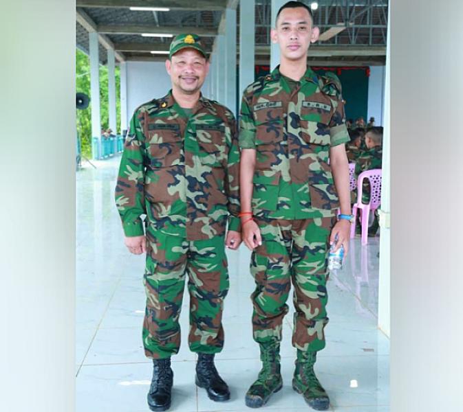 ឧត្តមសេនិយ៍ត្រី យុគ ឃីម  មុខងារ នាយរងសេនាធិការ កងពលតូចលេខ70 នឹងជាមេបញ្ជាការវរះសេតូចលេខ5 រថក្រោះ រថពាស់ដែក ចូលរួមថវិកាចំនួន ១០០ដុល្លារ ដើម្បីរៀបចំមហាសន្និបាតវិសាមញ្ញតំណាងសមាគមអតីតយុទ្ធជនកម្ពុជា ទូទាំងប្រទេស