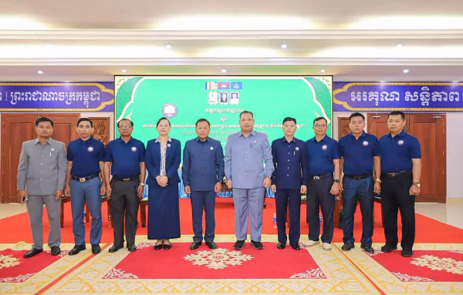 ឯកឧត្តម អ៊ុំ សុខ អញ្ជើញបើកវគ្គបណ្តុះបណ្តាលស្តីពីការងាររដ្ឋបាល និងការងារបេឡាមរណសង្គ្រោះ  ជូន អ.ន.ក.ខេត្តស្ទឹងត្រែង - Image 9
