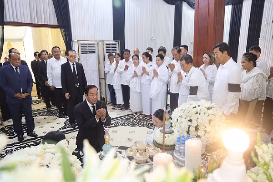 ឯកឧត្តម គន់ គីម អញ្ជើញដឹកនាំគណៈប្រតិភូ អ.ន.ក.គោរពវិញ្ញាណក្ខន្ធសព ម្តាយបង្កើតរបស់ ឯកឧត្តម នៃ គន្ធ  - Image 5