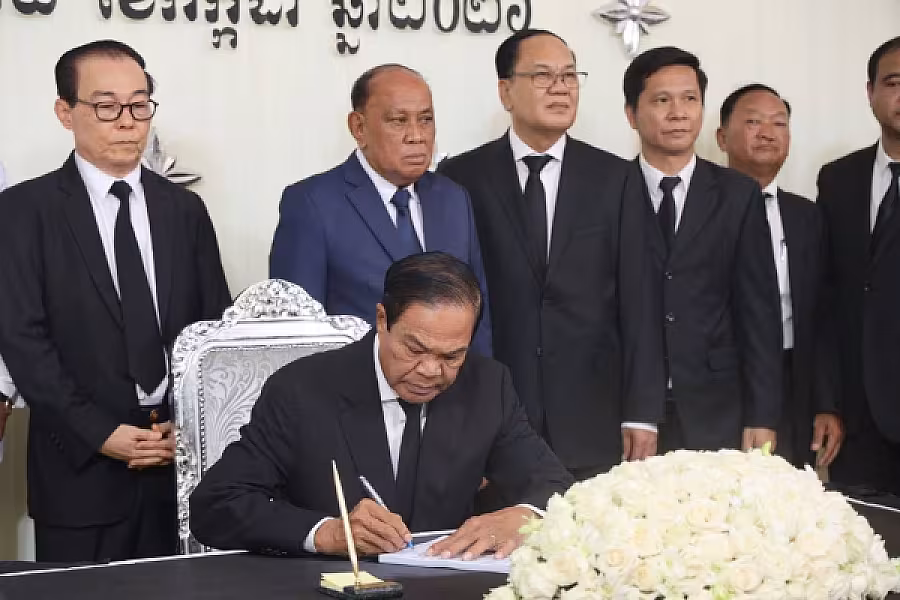 ឯកឧត្តម គន់ គីម អញ្ជើញដឹកនាំគណៈប្រតិភូ អ.ន.ក.គោរពវិញ្ញាណក្ខន្ធសព ម្តាយបង្កើតរបស់ ឯកឧត្តម នៃ គន្ធ  - Image 12