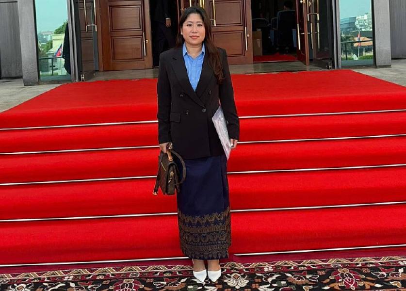 លោកជំទាវ​ ជា​ ច័ន្ទវិចិត្រ​ ទីប្រឹក្សារាជរដ្ឋាភិបាល ចូលរួមចថិវកាចំនួន ២០មុឺនរៀល ដើម្បីរៀបចំមហាសន្និបាតវិសាមញ្ញតំណាងសមាគមអតីតយុទ្ធជនកម្ពុជា ទូទាំងប្រទេស