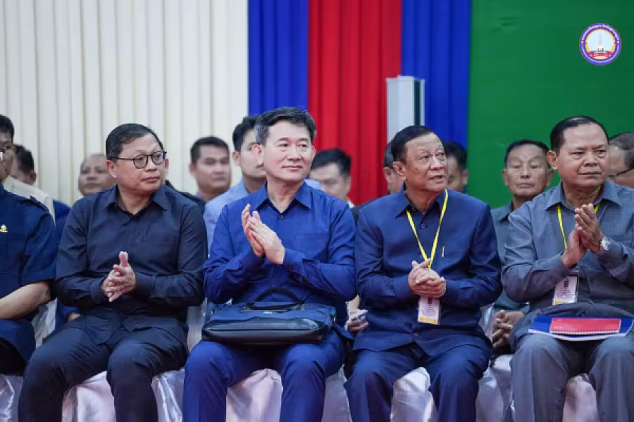 សម្ដេចអគ្គមហាសេនាបតីតេជោ ហ៊ុន សែន អញ្ជើញជាអធិបតីភាពដ៏ខ្ពង់ខ្ពស់បំផុតក្នុងពិធីសំណេះសំណាលជាមួយក្រុមប្រឹក្សាខេត្តក្រចេះ - Image 5