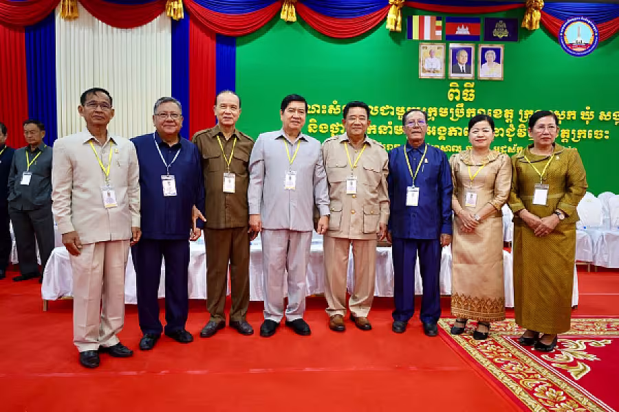 សម្ដេចអគ្គមហាសេនាបតីតេជោ ហ៊ុន សែន អញ្ជើញជាអធិបតីភាពដ៏ខ្ពង់ខ្ពស់បំផុតក្នុងពិធីសំណេះសំណាលជាមួយក្រុមប្រឹក្សាខេត្តក្រចេះ - Image 10