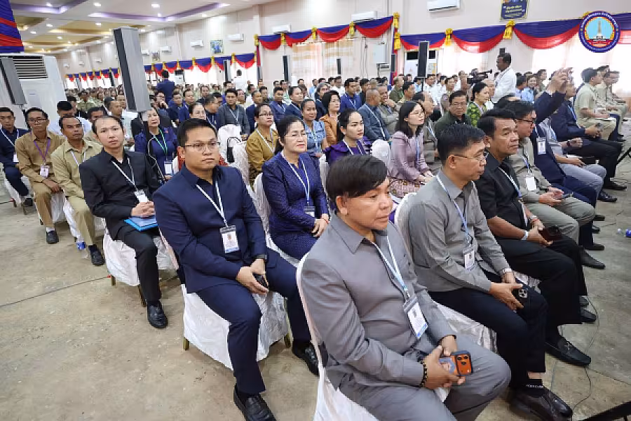 សម្ដេចអគ្គមហាសេនាបតីតេជោ ហ៊ុន សែន អញ្ជើញជាអធិបតីភាពដ៏ខ្ពង់ខ្ពស់បំផុតក្នុងពិធីសំណេះសំណាលជាមួយក្រុមប្រឹក្សាខេត្តក្រចេះ - Image 15