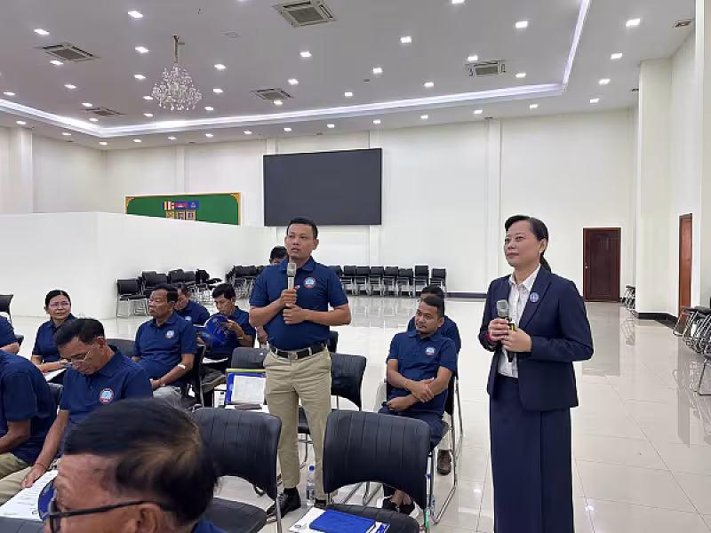 ឯកឧត្តម អ៊ុំ សុខ អញ្ជើញបើកវគ្គបណ្តុះបណ្តាលស្តីពីការងាររដ្ឋបាល និងការងារបេឡាមរណសង្គ្រោះ អ.ន.ក.ខេត្តស្វាយរៀង។ - Image 16
