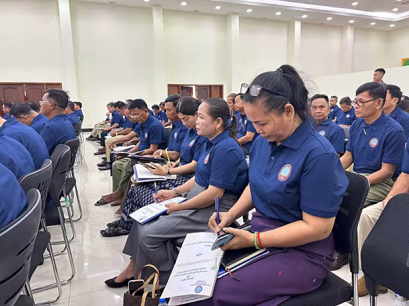 ឯកឧត្តម អ៊ុំ សុខ អញ្ជើញបើកវគ្គបណ្តុះបណ្តាលស្តីពីការងាររដ្ឋបាល និងការងារបេឡាមរណសង្គ្រោះ អ.ន.ក.ខេត្តស្វាយរៀង។ - Image 37