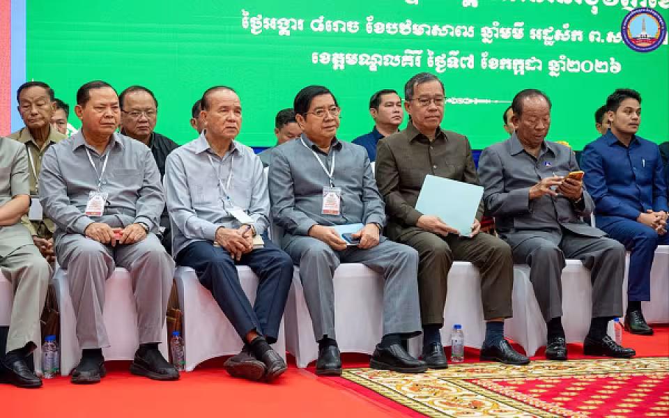 សម្តេចអគ្គមហាសេនាបតីតេជោ ហ៊ុន សែន អញ្ជើជាអធិបតីដ៏ខ្ពង់ខ្ពស់ក្នុងពិធីសំណេះ​សំណាលជាមួយក្រុមប្រឹក្សាខេត្ត មណ្ឌលគិរី - Image 6